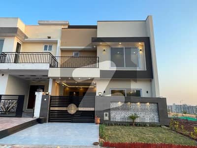 Sector H 5 Marla Park Face Back Open Brand New House For Sale