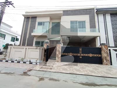 10 MARLA BRAND NEW MODERN HOUSE FOR SALE
