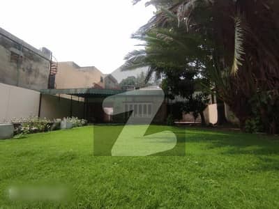 Commercial Paid House On Double Road In Gulberg 3