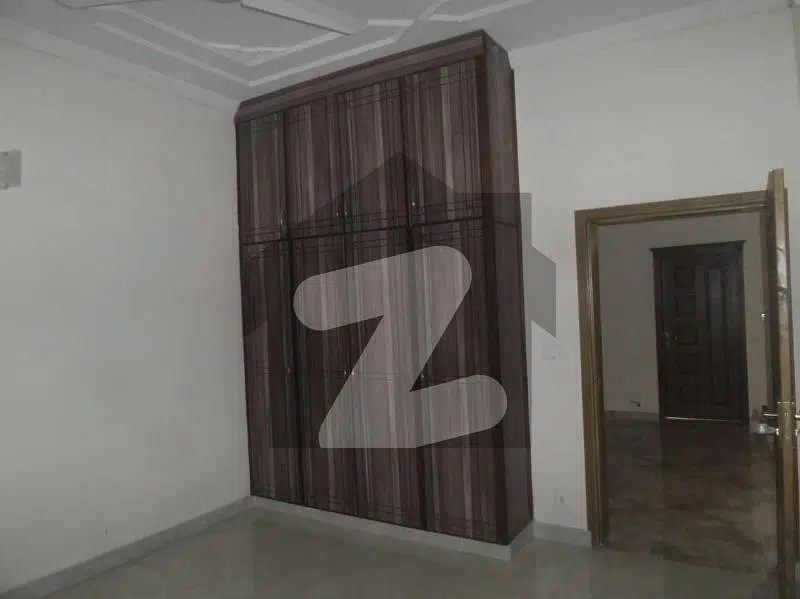 1050 Square Feet Flat Is Available For rent In D-12
