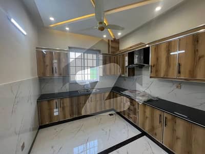 15 Marla Brand New House For Sale