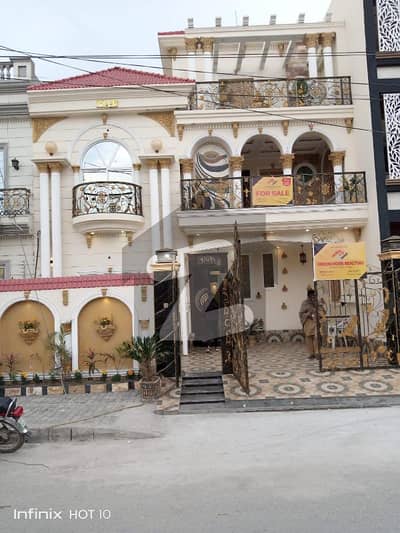 الرحمان فیز 2 - بلاک ایل الرحمان گارڈن فیز 2,الرحمان گارڈن,لاہور میں 5 کمروں کا 10 مرلہ مکان 3.2 کروڑ میں برائے فروخت۔