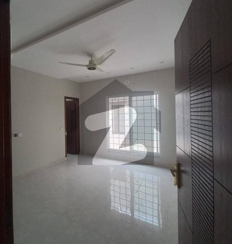 10 Marla like brand new house for rent in sector C Bahria town Lahore