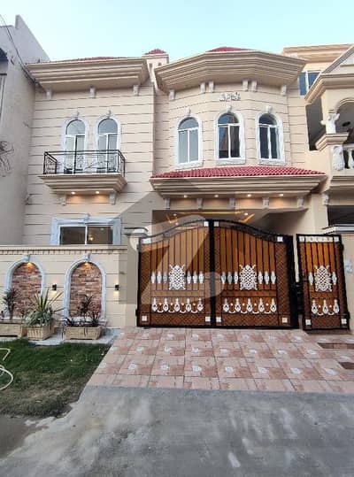 Allama Iqbal Avenue 6 Marla Proper Double Story House For Sale