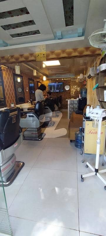 Shop Available On Sale With Barber Setup Block 4 Gulistan-e-Jauhar