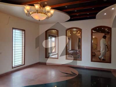 Outclass Location Portion For Rent