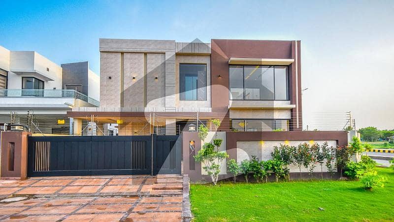 20 Marla Brand New Stylish House For Sale