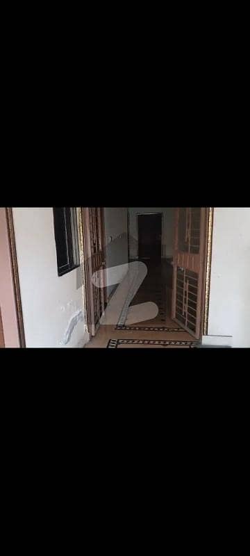 لاہور پریس کلب ہاؤسنگ سکیم لاہور میں 4 کمروں کا 10 مرلہ بالائی پورشن 50.0 ہزار میں کرایہ پر دستیاب ہے۔