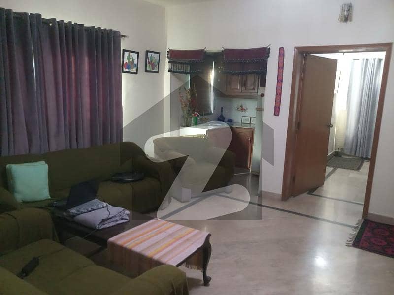 ڈی ایچ اے فیز 4 ڈیفنس (ڈی ایچ اے),لاہور میں 3 کمروں کا 10 مرلہ مکان 4.07 کروڑ میں برائے فروخت۔