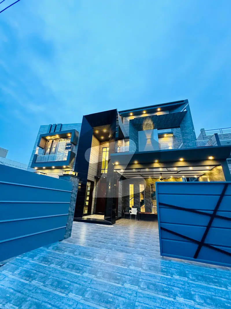 20 Marla Ultra Modern Brand New Modren House For Sale In Wapda Town