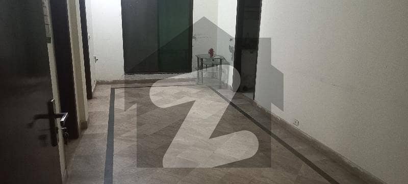 5 Marla Flat Available For Rent In Umer Block Allama Iqbal Town Lahore