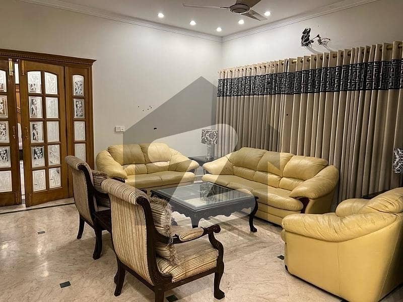 10 MARLA FULLY FURNISHED LOWER PORTION AVAILABLE FOR RENT IN DHA PHASE 1