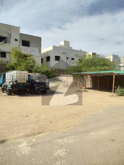 400 Sq. Yard Semi West Open Plot Available For Sale in Gulistan e Jauhar Block 3-A