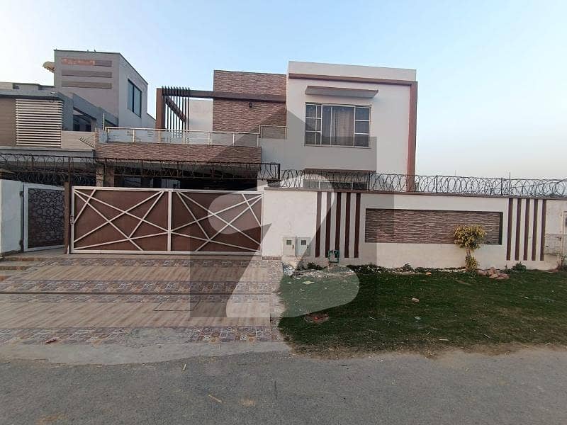 1 Kanal Brand New Owner Build House For Rent in DHA Phase 7 Block-W Lahore