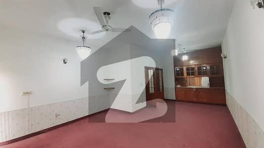 10 Marla Old House For Sale In DHA Phase 1 P Block