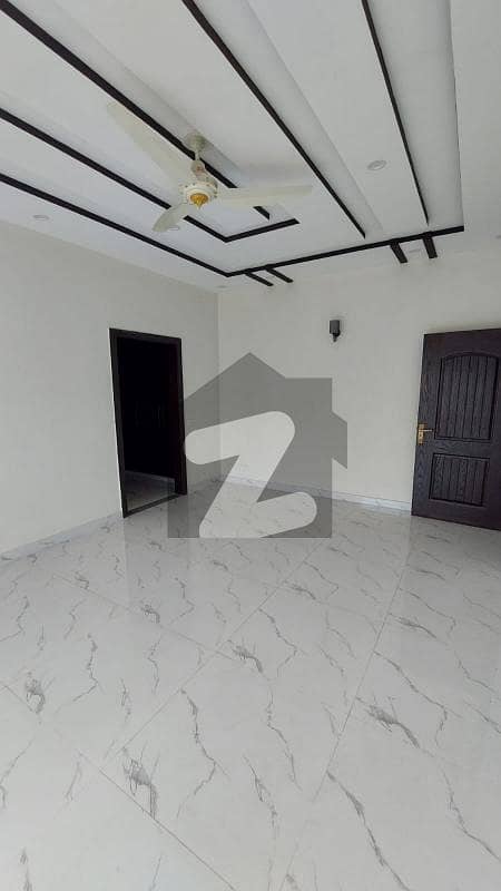 A Beautiful And Allegiance1Kanal Upper Portion Available For Rent In Bahria Town Lahore. It Is Available At Very Affordable Rate