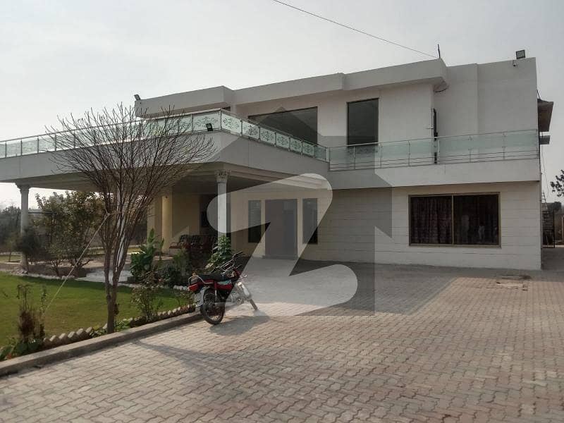 بیدیاں روڈ لاہور میں 7 کمروں کا 4 کنال فارم ہاؤس 9.5 کروڑ میں برائے فروخت۔