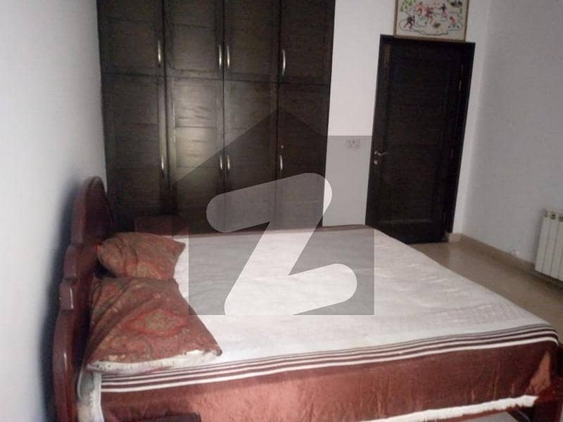 FULLY FURNISHED ROOM FOR RENT