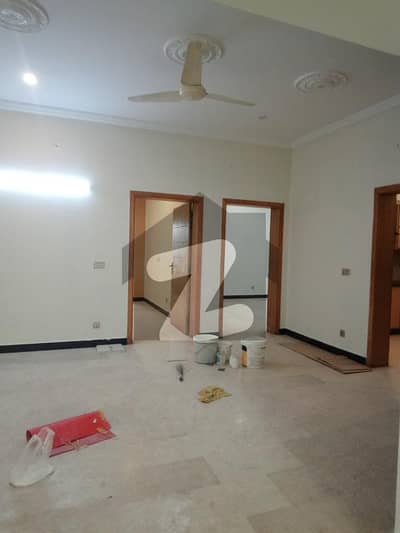 E 11 Ground Portion 2 Bedrooms 3 Bath With Separate Meters