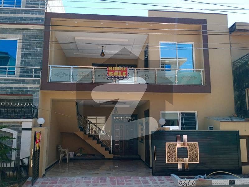 ائیرپورٹ ہاؤسنگ سوسائٹی راولپنڈی میں 3 کمروں کا 6 مرلہ مکان 1.6 کروڑ میں برائے فروخت۔