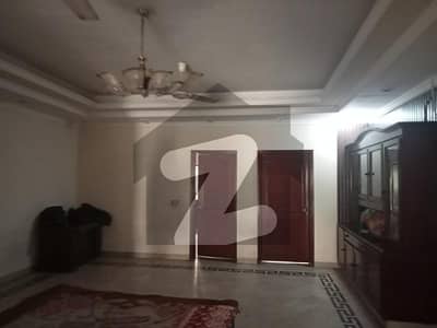 CANTT,1 BEDROOM FOR RENT GULBERG UPPER MALL GOR PAF GARDEN TOWN SHADMAN LAHORE