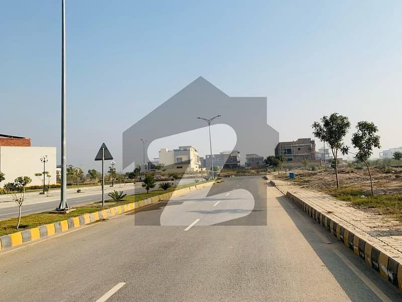 ڈی ایچ اے فیز 1 - سیکٹر سی ڈی ایچ اے فیز 1,ڈی ایچ اے ڈیفینس,پشاور میں 1 کنال رہائشی پلاٹ 2.25 کروڑ میں برائے فروخت۔ ڈی ایچ اے فیز 1 - سیکٹر سی ڈی ایچ اے فیز 1,ڈی ایچ اے ڈیفینس,پشاور میں 1 کنال رہائشی پلاٹ 2.25 کروڑ میں برائے فروخت۔