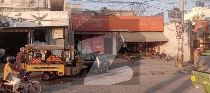 نادِر آباد کینٹ,لاہور میں 3 مرلہ دکان 2.5 کروڑ میں برائے فروخت۔