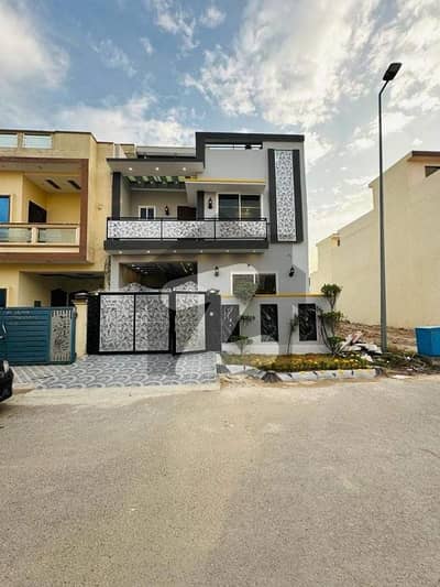 سٹی ہاؤسنگ سکیم جہلم میں 4 کمروں کا 5 مرلہ مکان 1.8 کروڑ میں برائے فروخت۔
