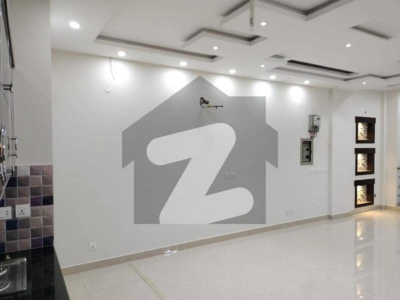 3 Marla Commrical Plaza 1st Floor Studio Office For Rent