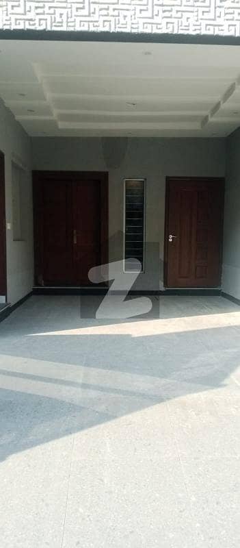 کینال گارڈن لاہور میں 4 کمروں کا 5 مرلہ مکان 1.85 کروڑ میں برائے فروخت۔