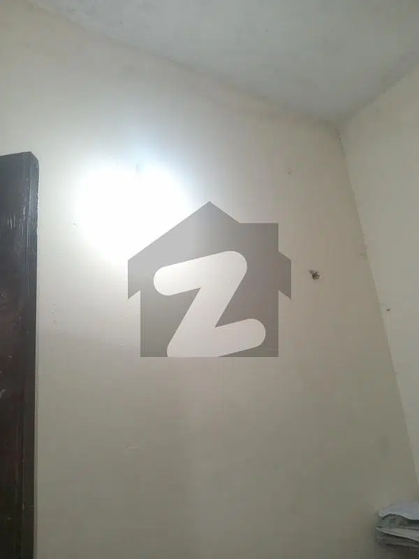 ROOM FOR RENT IN JOHAR TOWN PHASE 1