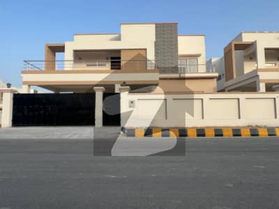 فالکن کمپلیکس نیوملیر ملیر,کراچی میں 5 کمروں کا 1 کنال مکان 12.5 کروڑ میں برائے فروخت۔