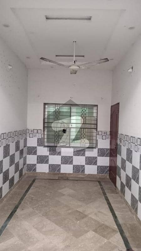 لاہور میڈیکل ہاؤسنگ سوسائٹی لاہور میں 3 کمروں کا 3 مرلہ مکان 40.0 ہزار میں کرایہ پر دستیاب ہے۔