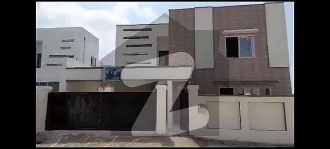 Brand New 350 Yards House For Sale In New Malir, PAF Falcons Society, Karachi. Enjoy The Luxury Of A Spacious Home On A 60' Wide Road With West And Front Openings PAF FALCON
