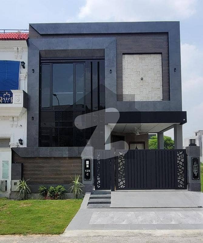 5 Marla Brand New Modern House In DHA 9 Town Avialable For Rent