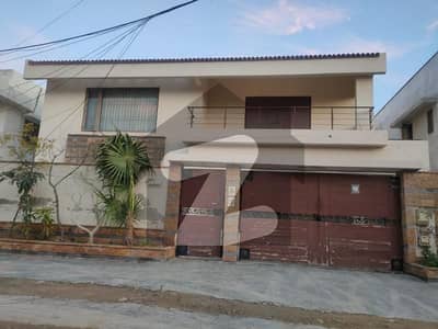 500 Sq Yard 2 Unit Phase7 Owner Built Extraordinary Shahbaz Street Posh Area Chance Deal Owner Need Hard Cash 107500000/-