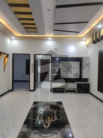 گلشنِ معمار گداپ ٹاؤن,کراچی میں 6 کمروں کا 8 مرلہ مکان 3.3 کروڑ میں برائے فروخت۔