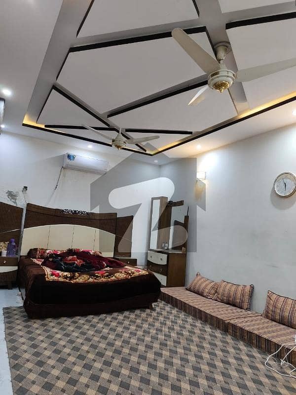 ورسک روڈ پشاور میں 3 کمروں کا 8 مرلہ مکان 60.0 ہزار میں کرایہ پر دستیاب ہے۔