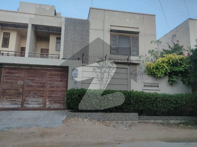 ڈی ایچ اے فیز 6 ڈی ایچ اے ڈیفینس,کراچی میں 4 کمروں کا 10 مرلہ مکان 5.9 کروڑ میں برائے فروخت۔