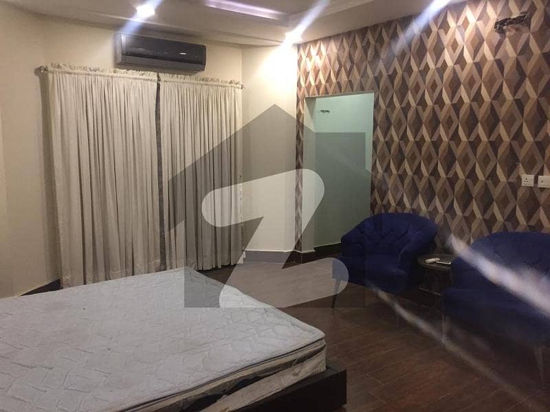 3150 Square Feet Flat For Sale In F-11 3150 Square Feet Flat For Sale In F-11