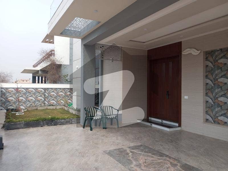 Brand New 1 Kanal Luxury House Up For Sale