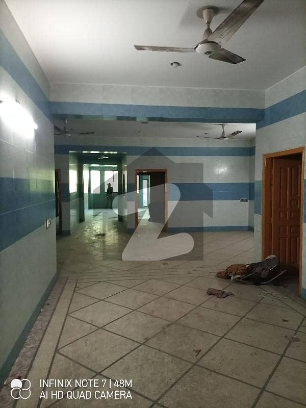 1. Kanal Commercial Building For Sale