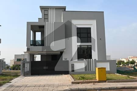 10 Marla Brand New House Available For Sale