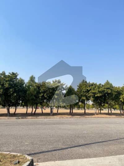 D Block 10 Kanal Corner