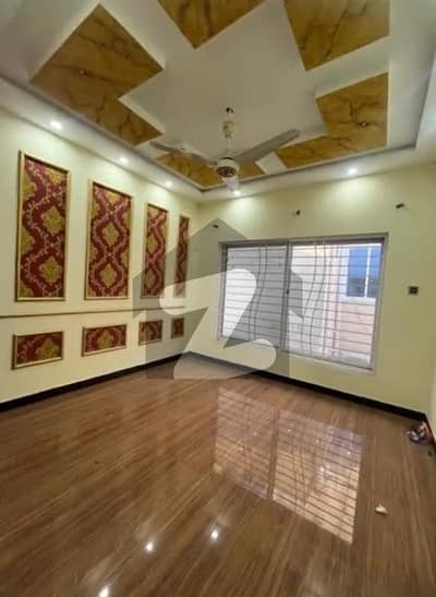 سٹی ہاؤسنگ سکیم جہلم میں 4 کمروں کا 5 مرلہ مکان 45.0 ہزار میں کرایہ پر دستیاب ہے۔