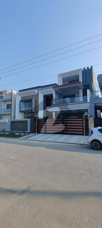 16 Marla Beautiful House Is Available For Sale In Jeewan City Housing Scheme Phase 5 Sahiwal