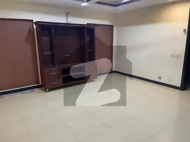 10 Marla Like New Upper Portion For Rent In Overseas B Block Sector C Bahria Town Lahore