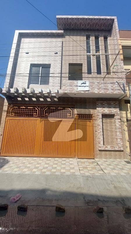 حیات آباد فیز 6 حیات آباد,پشاور میں 8 کمروں کا 5 مرلہ مکان 3.5 کروڑ میں برائے فروخت۔