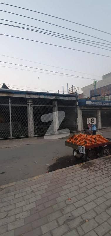 1 Kanal Commercial Corner Building Available For Rent