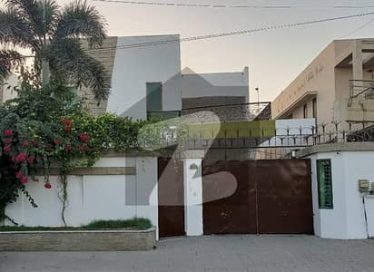 ڈی ایچ اے فیز 6 ڈی ایچ اے ڈیفینس,کراچی میں 5 کمروں کا 1 کنال مکان 10.0 کروڑ میں برائے فروخت۔
